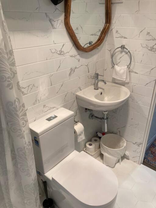 Newly Renovated Studio سيدني المظهر الخارجي الصورة